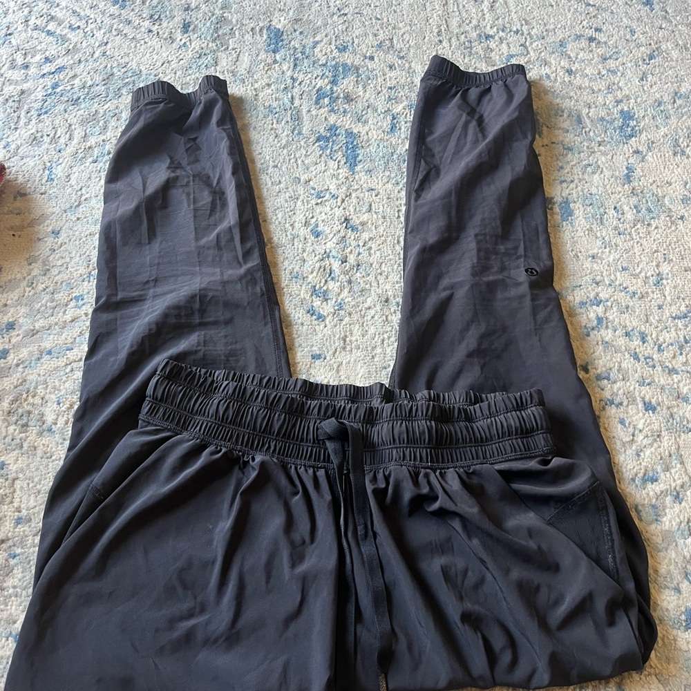 Lululemon Black Athletic Drawstring Pants Women's Size: 4 - Picture 6 of 6